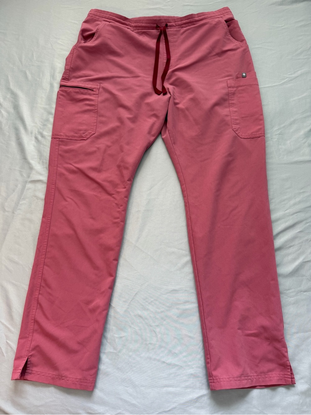 Figs Women’s Quartz Yola Cargo Scrub Pants